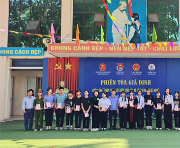 Viện KSND huyện Đông Anh tổ chức tuyên truyền phòng, chống ma túy và bạo lực...